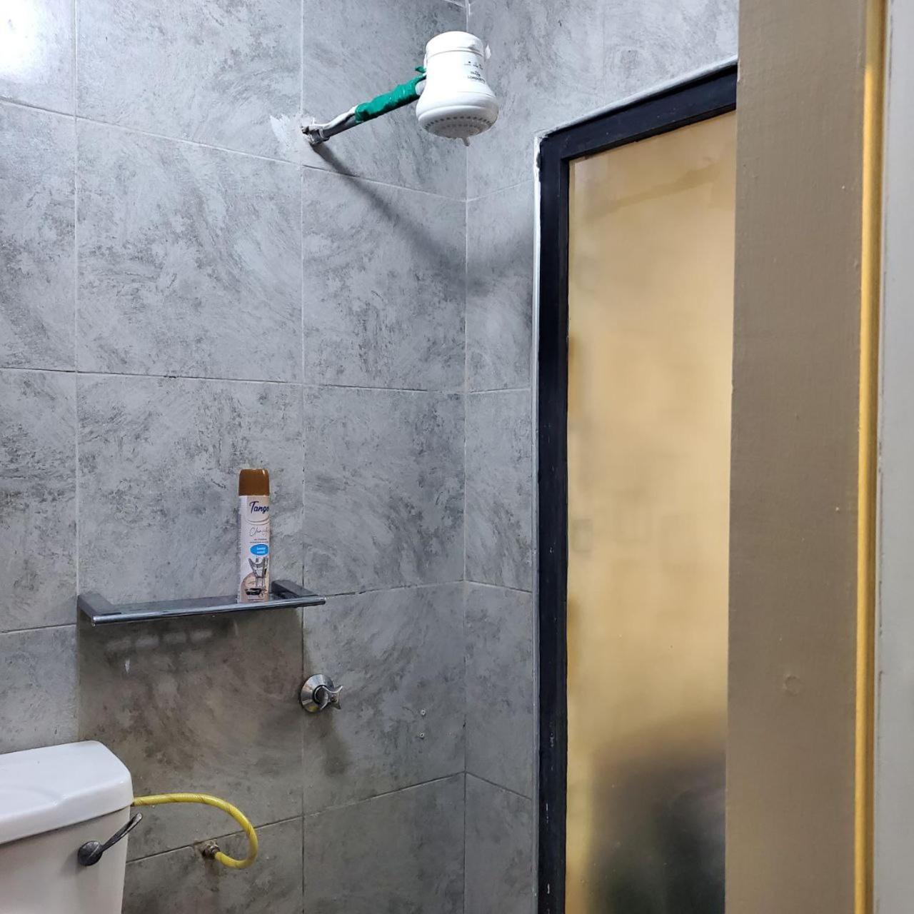 شقة Lovely & Cozy Compact Studio Near Airport With Rooftop View نيروبي المظهر الخارجي الصورة